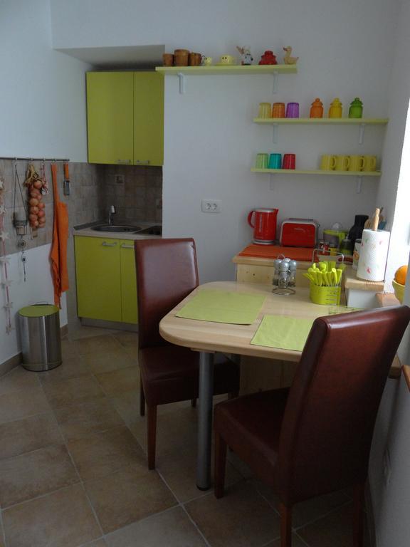 Rooms Stella Split Exterior photo
